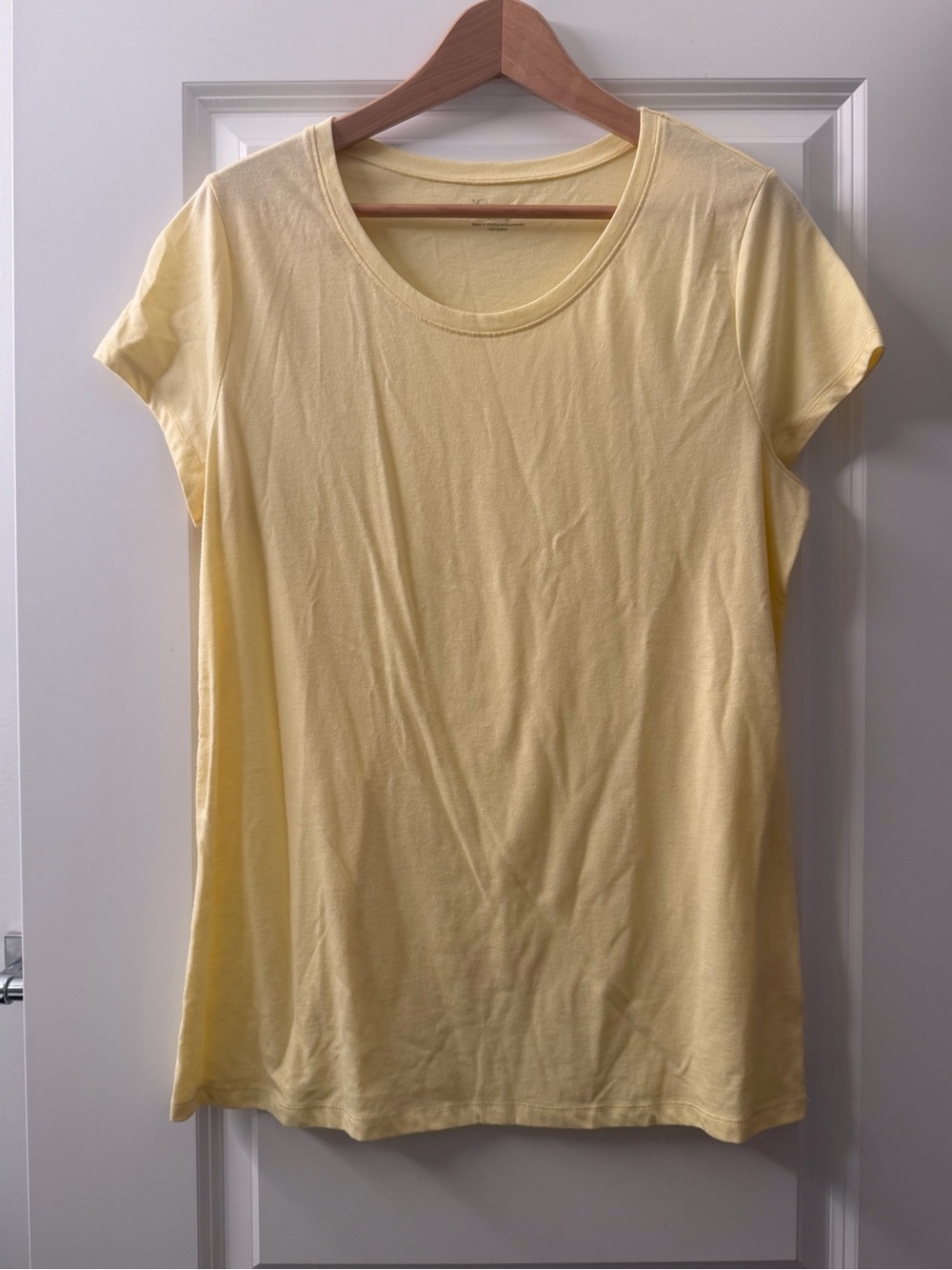 No Boundaries Butter Yellow Basic Short Sleeve Crewneck Tee